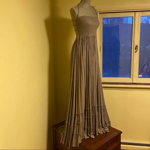 Free People Dresses & Skirts - Free people Maxi sun dress sz L